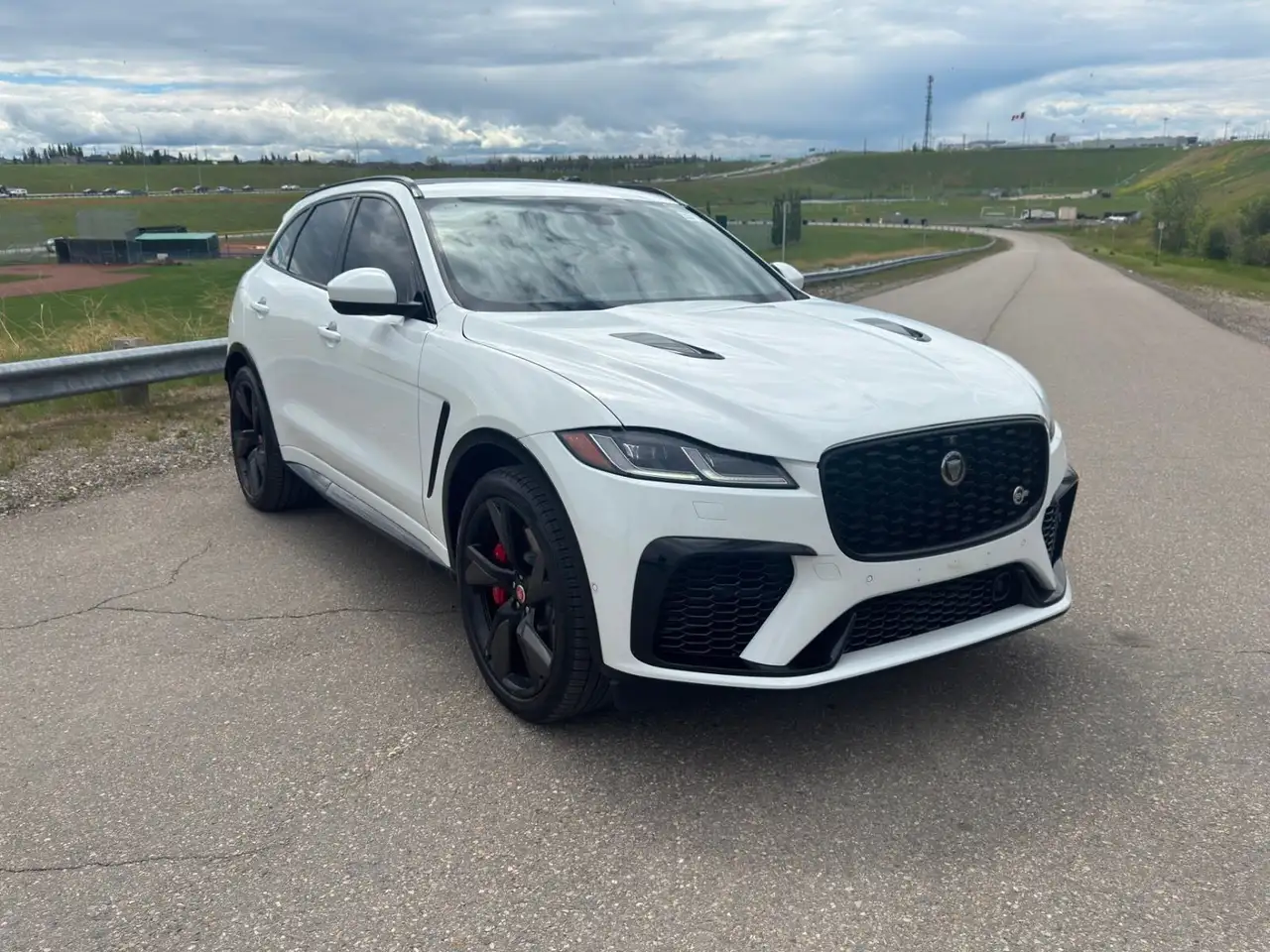 Jaguar F-Pace снимка Jaguar F-Pace