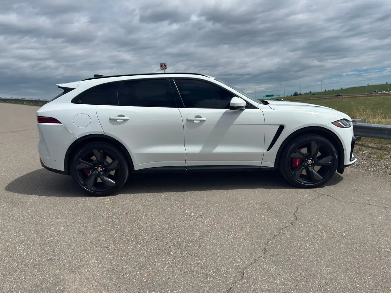 Jaguar F-Pace снимка Jaguar F-Pace