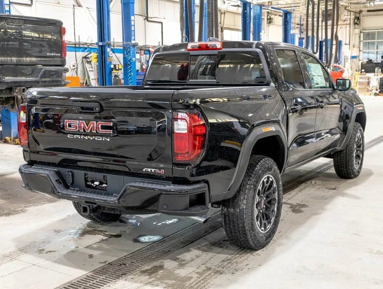 GMC Canyon снимка GMC Canyon