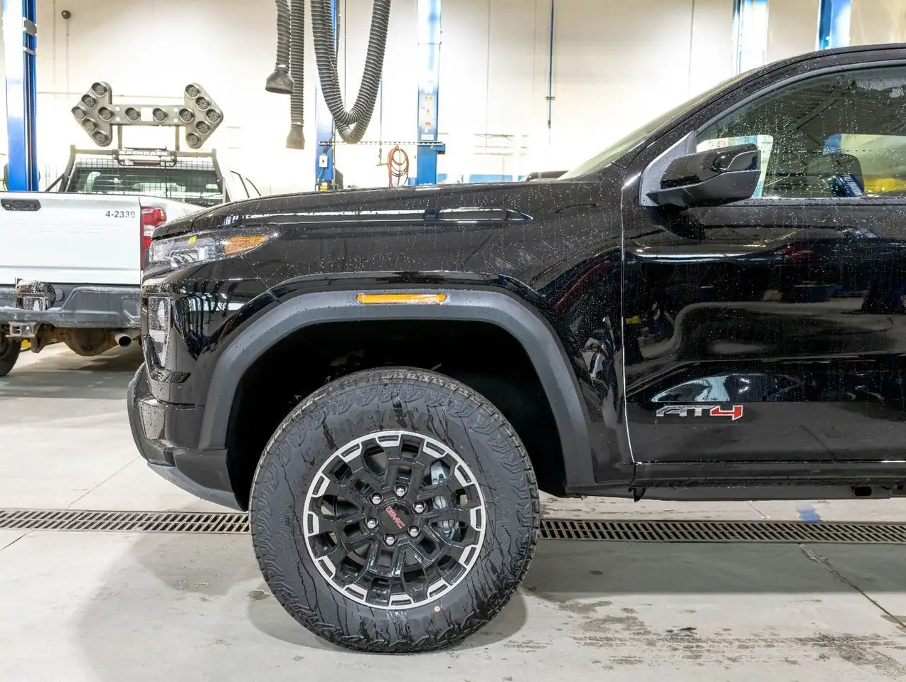 GMC Canyon снимка GMC Canyon