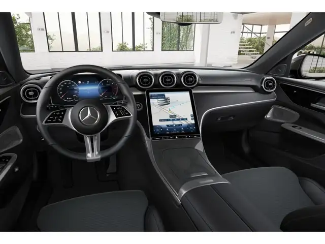 Mercedes-Benz C-Class view 7