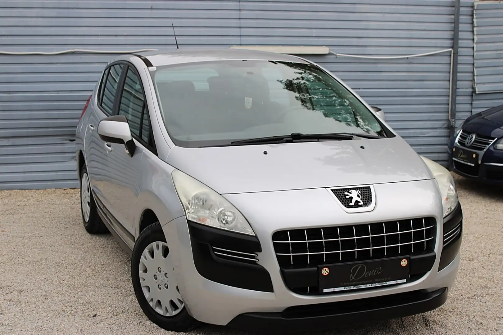 Peugeot 3008 1,6 16V VTi Active 1. Besitz Grau - 1