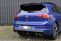 Volkswagen Golf 8 2.0 TSI R 4M PERFORMANCE AKRA HARMAN Blauw - thumbnail 4