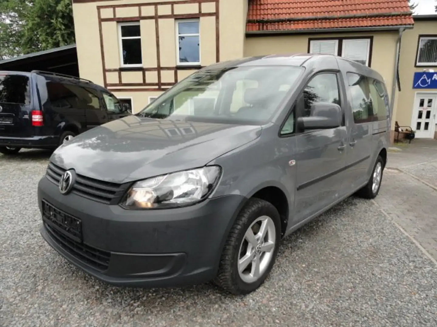 Volkswagen Caddy Maxi Trendline 5 Sitzer+Klima+Alu+AHK Gris - 2