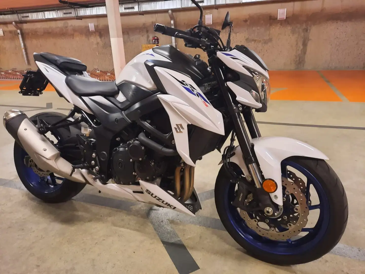 Suzuki GSX-S 750 ABS Blanco - 2