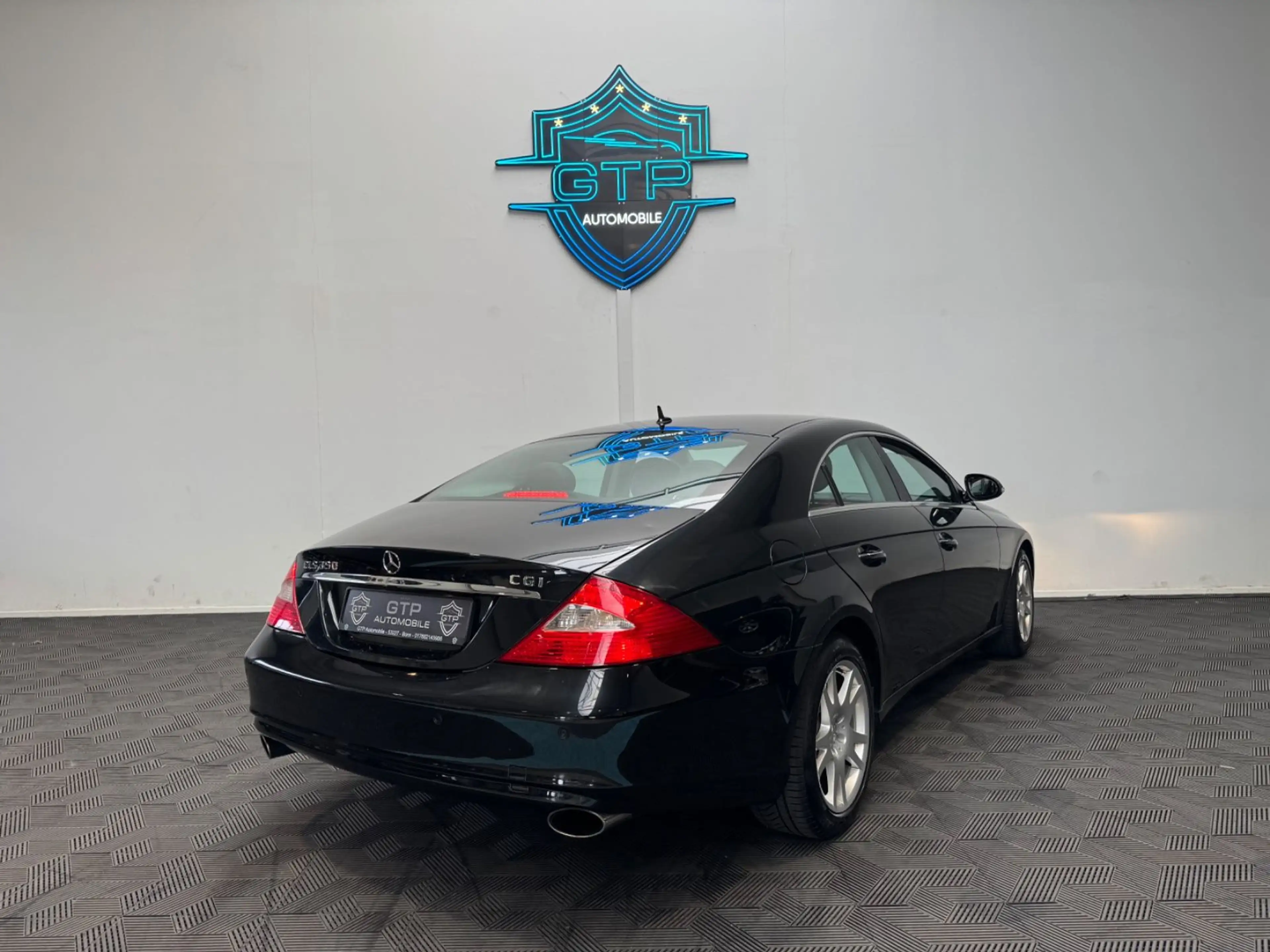 Mercedes-Benz CLS 350 CGI — photo 4