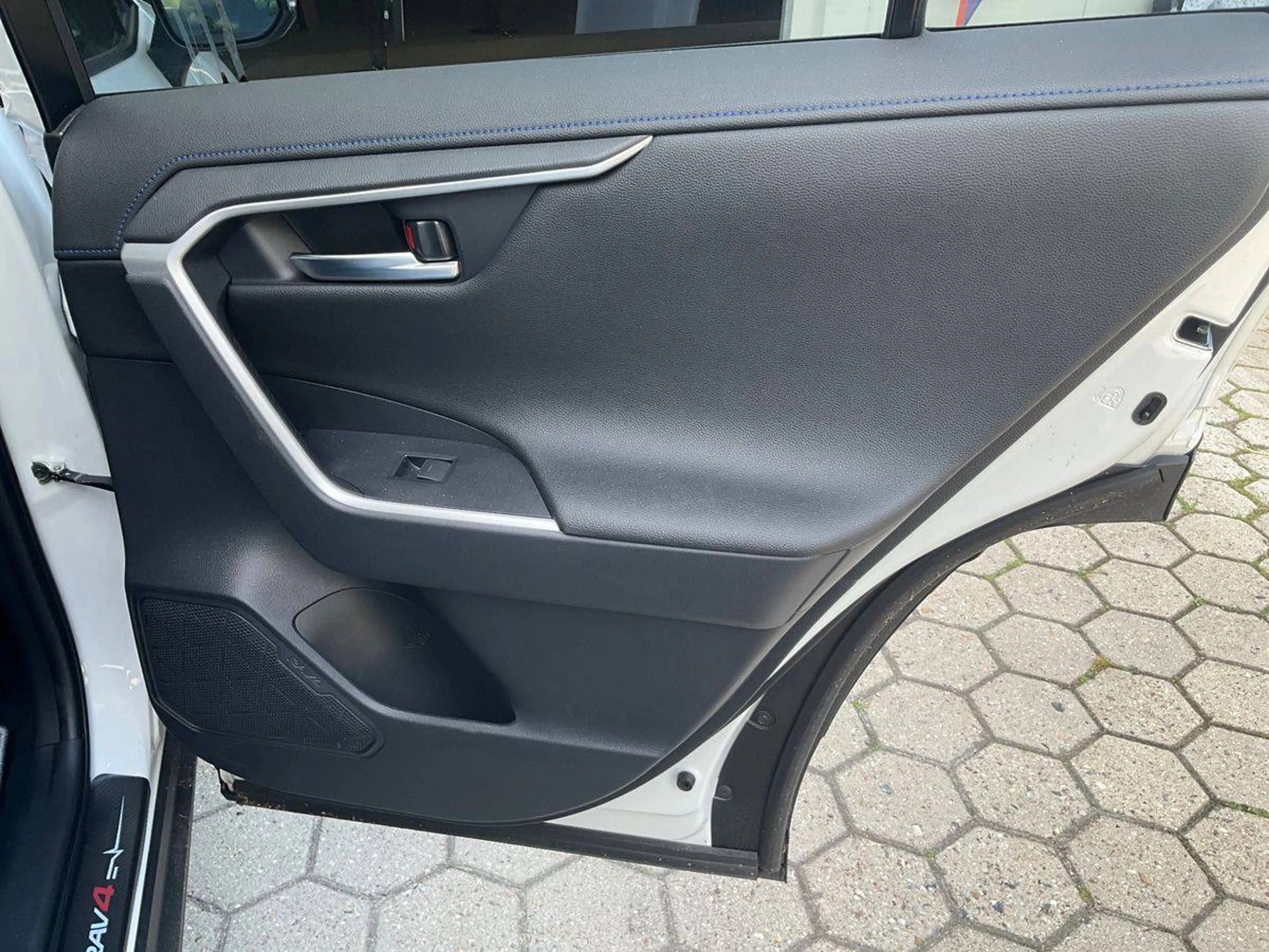 Toyota RAV4 Hybrid 4x2 Basis — photo 15