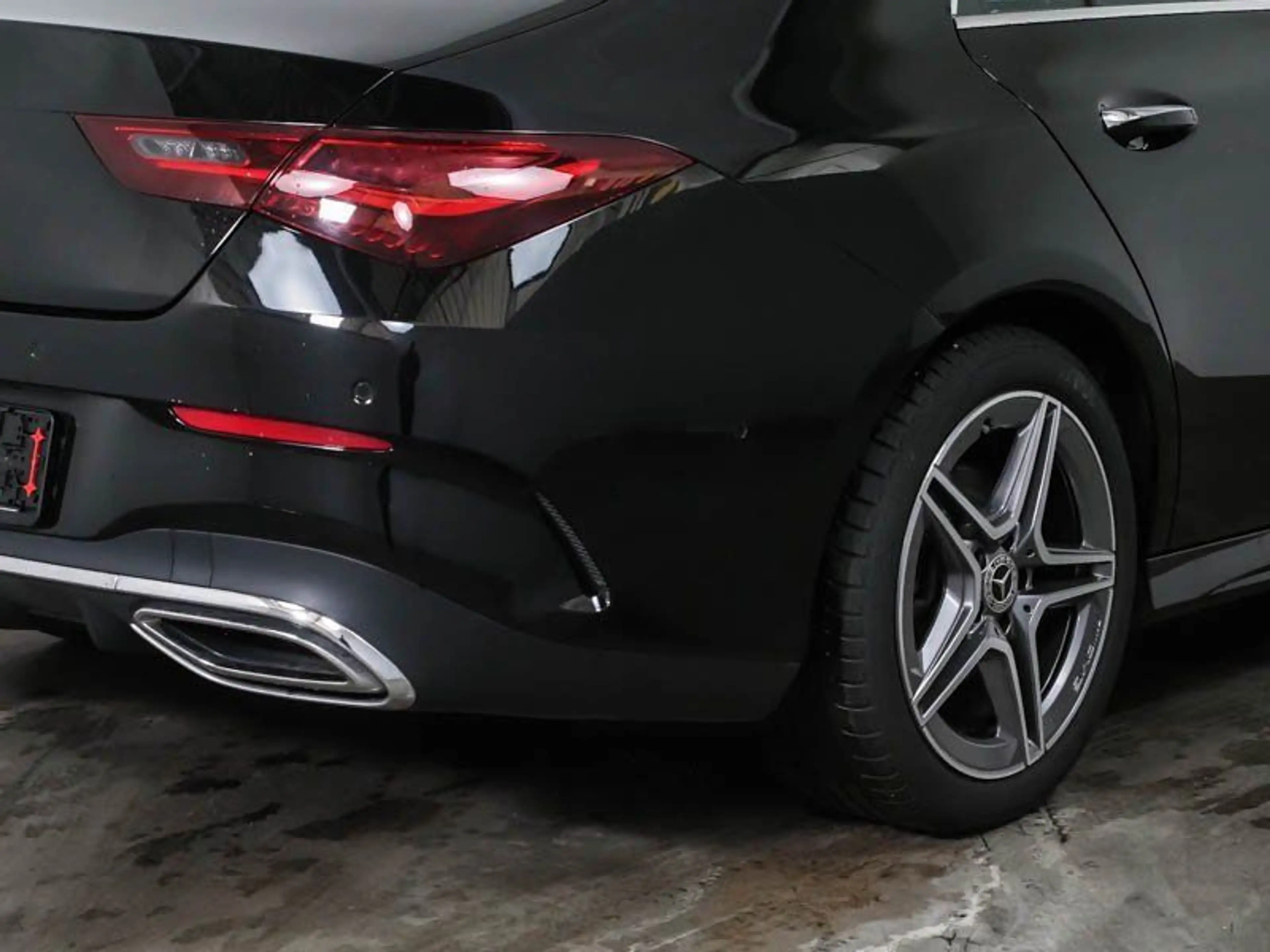 Mercedes-Benz CLA 200 AMG Premium Plus Panorama HUD 360° Totw. — photo 4