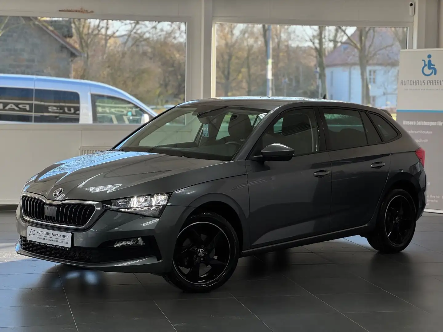 Skoda Scala Tour 1.0 TSI DSG *LED*ACC*CARPLAY*PDC Gris - 2