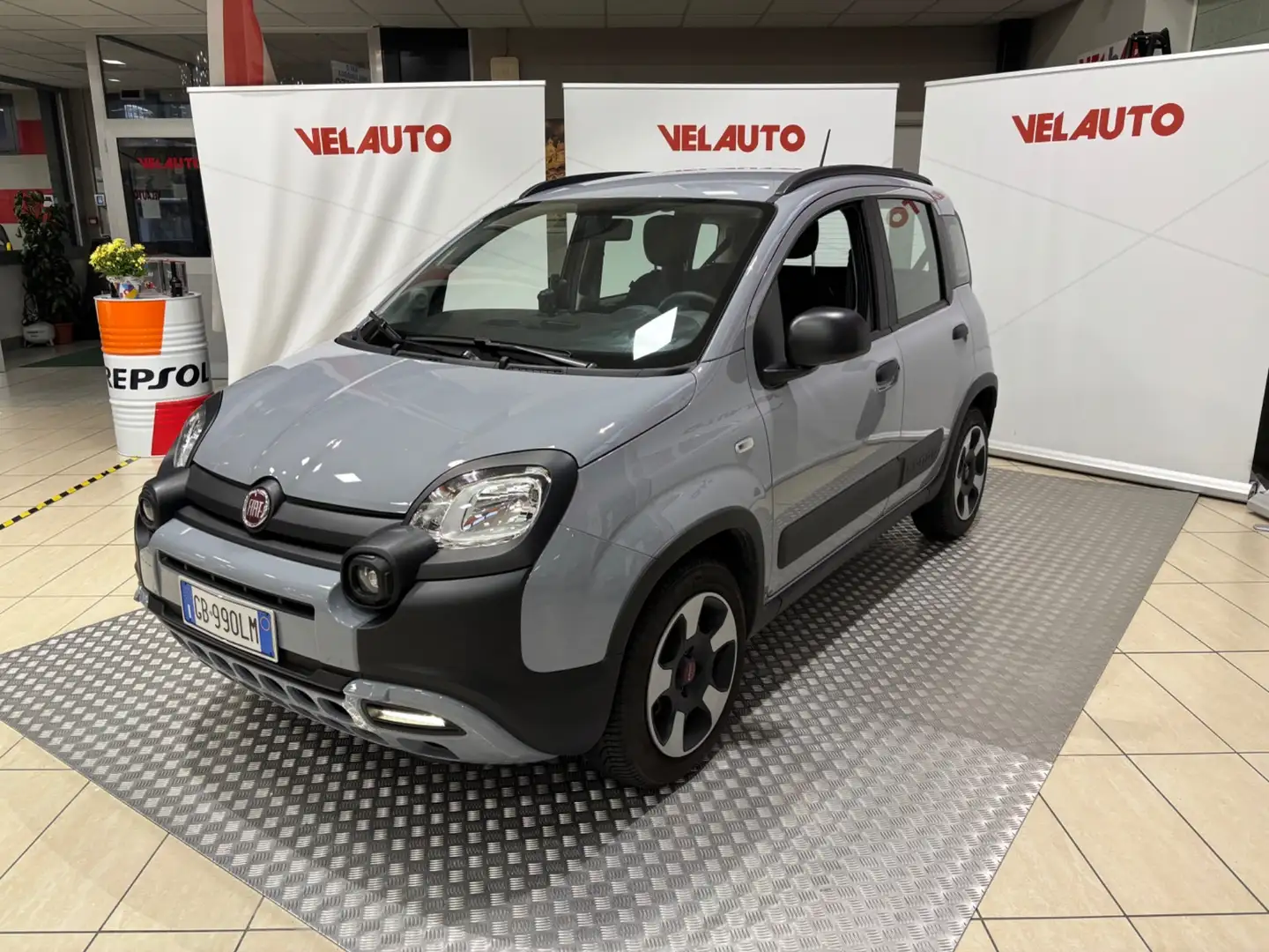 Fiat Panda Panda 1.0 FireFly S&S Hybrid City Cross Grigio - 1