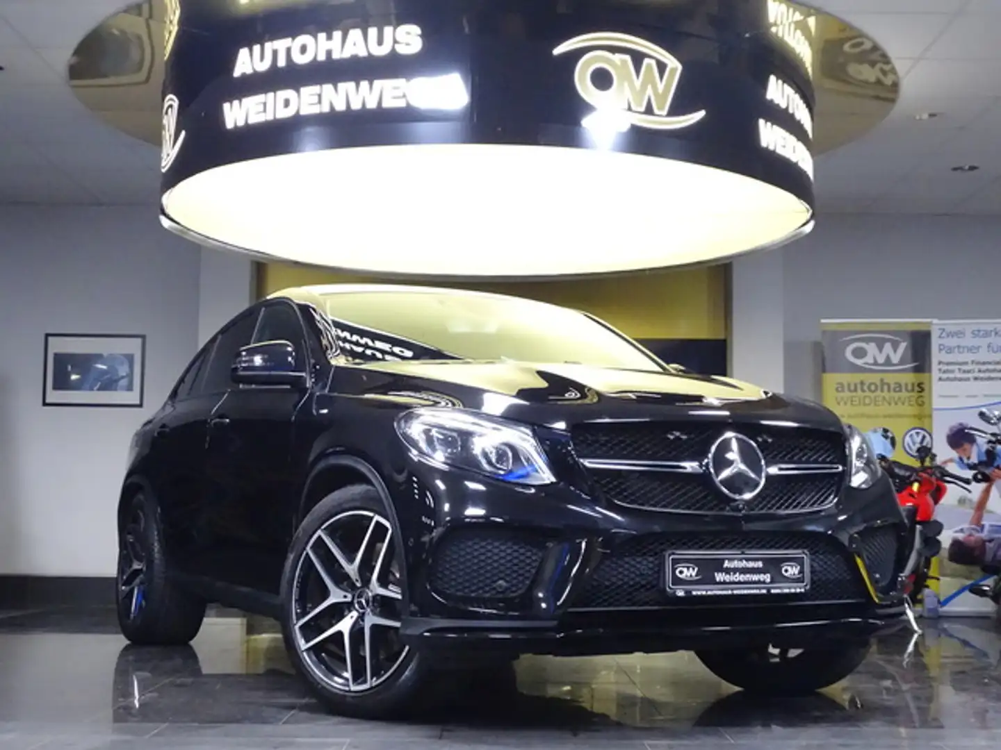 Mercedes-Benz GLE 43 AMG Coupe 4M LED Pano H&K Dist Ambi360Cam Schwarz - 2