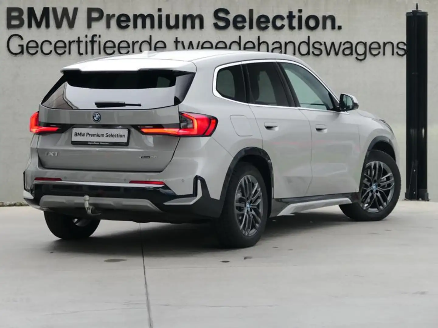BMW iX1 xDrive30 xLine | TOWB | DRIVE PRO | 360° | Gris - 2