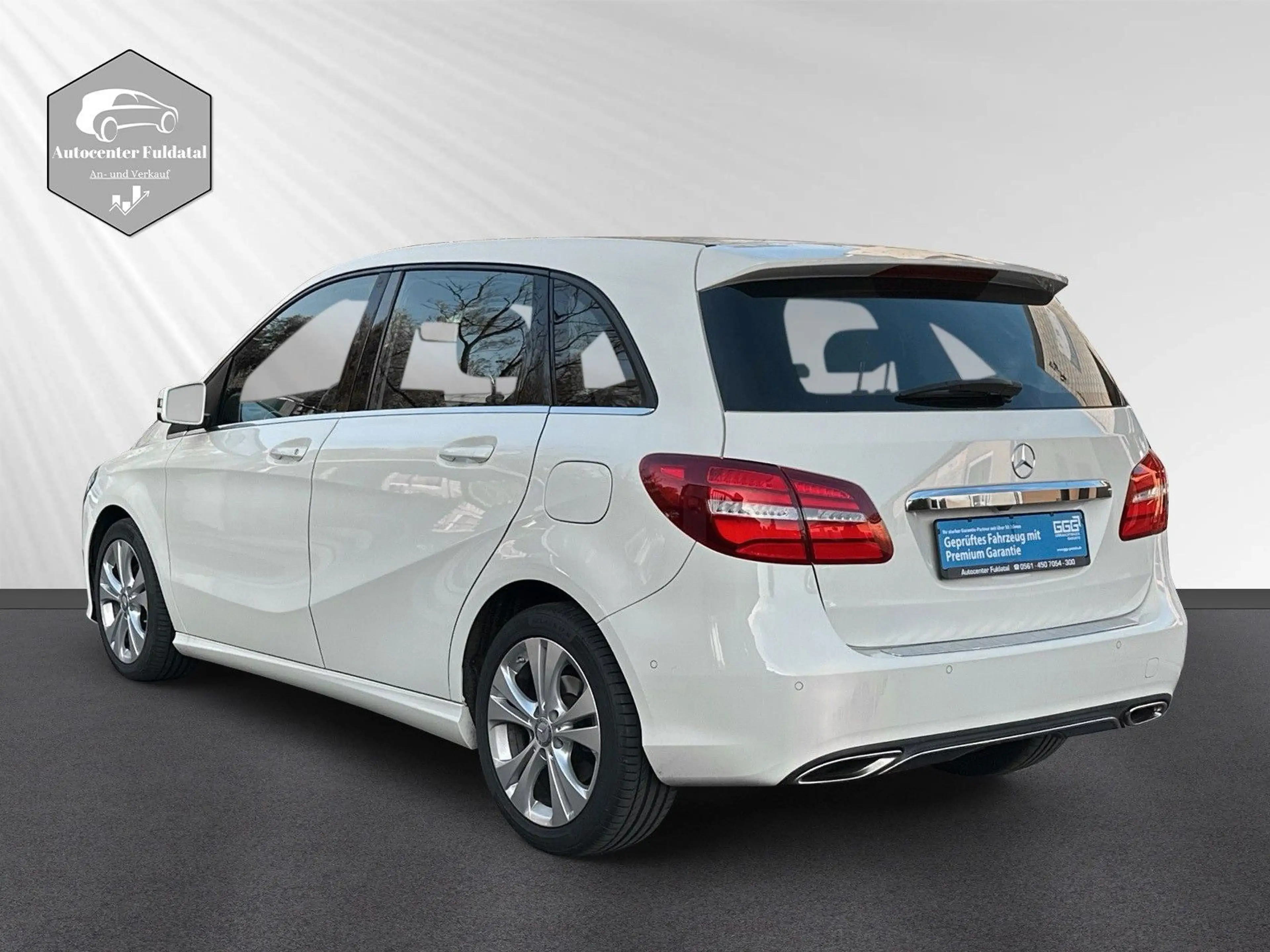 Mercedes-Benz B 200 / Automatik/AHK/Kamera/Navi/SHZ/Klima — photo 5