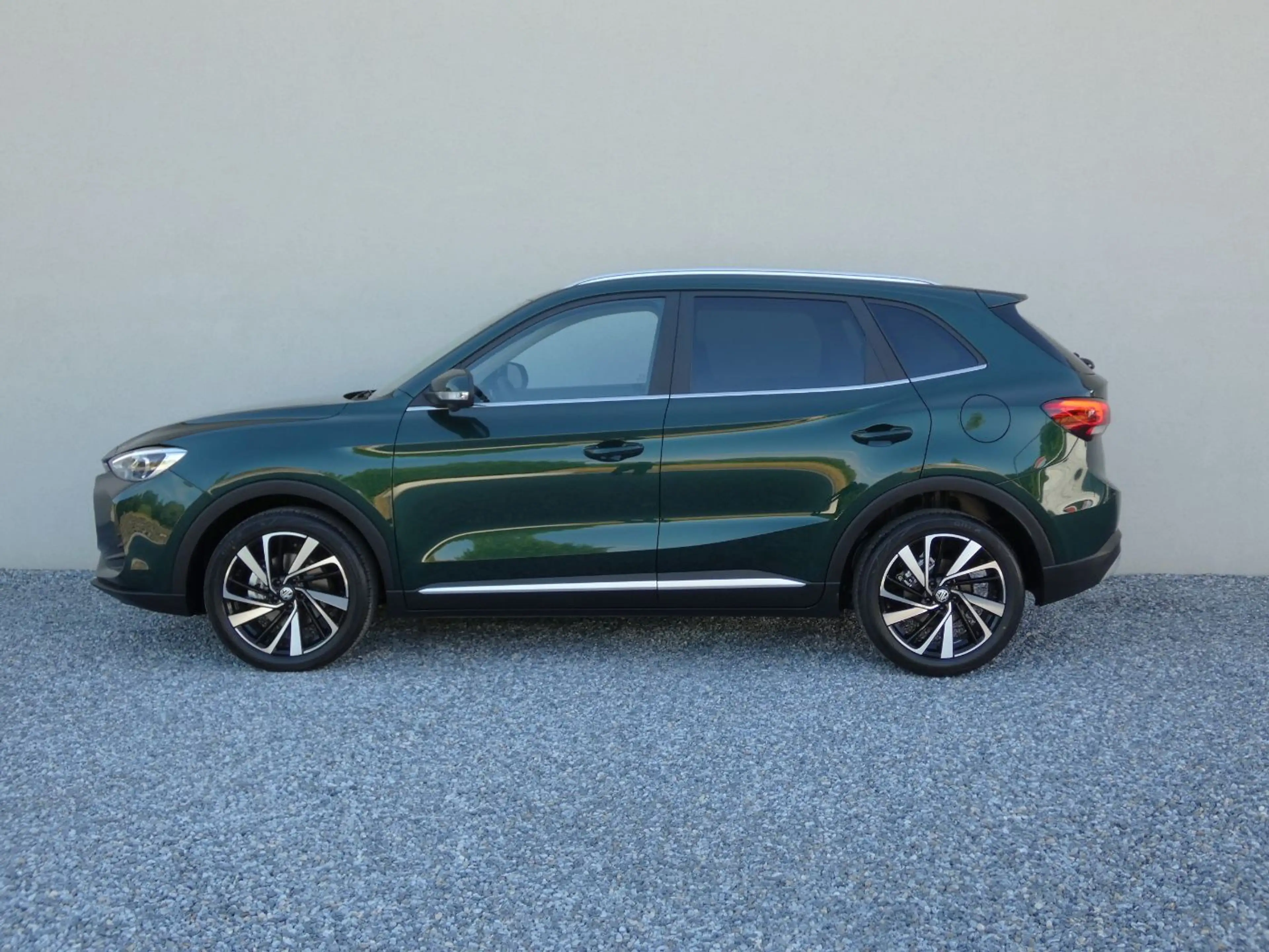 MG ZS Hybrid+ Luxury 360°Kam+LED+Distr+Navi+SHZ+LHZ — photo 7