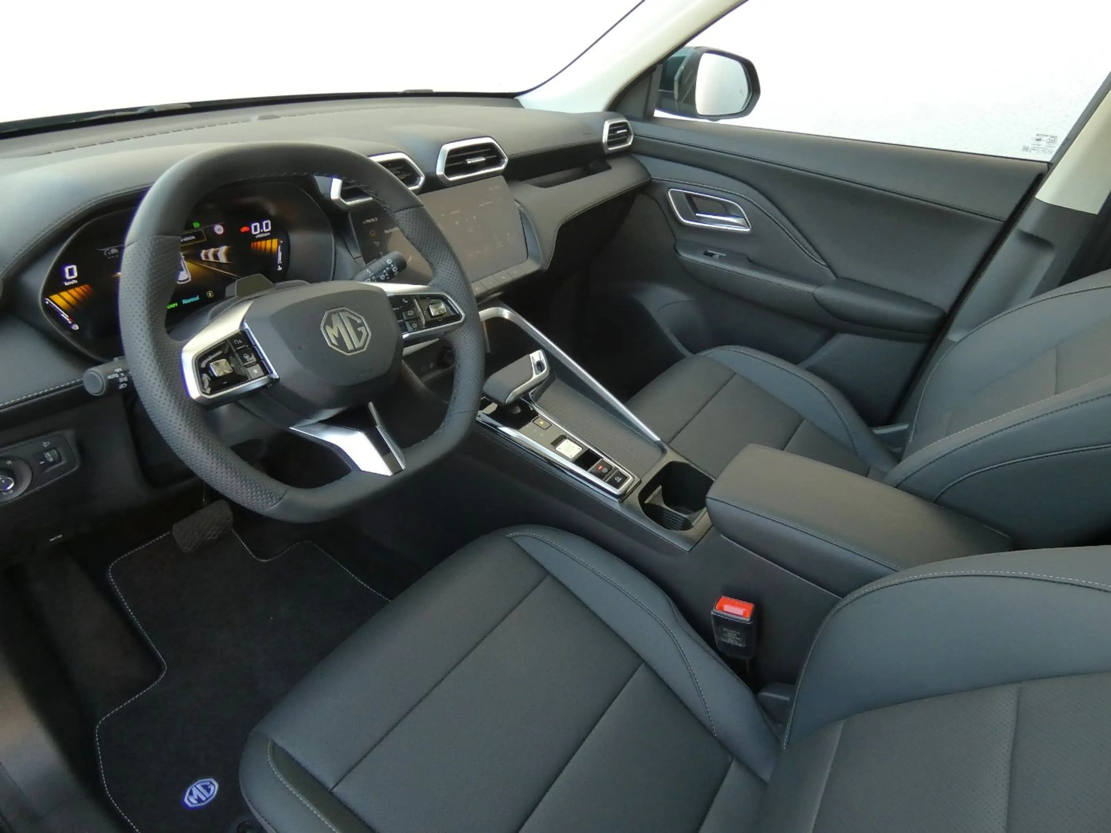 MG ZS Hybrid+ Luxury 360°Kam+LED+Distr+Navi+SHZ+LHZ — photo 14