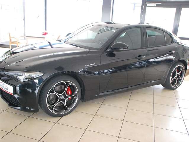 Imagine Alfa Romeo Giulia Veloce Q4