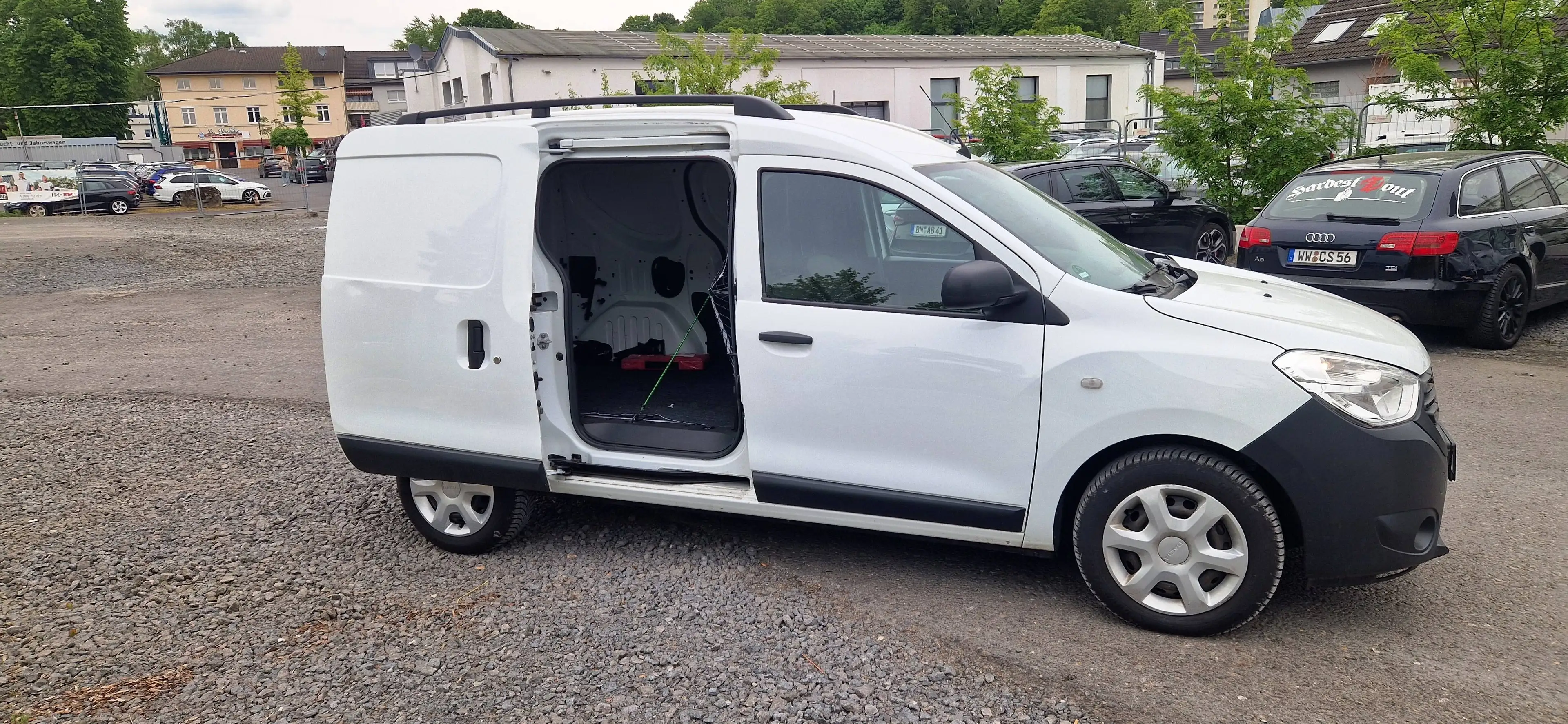 Dacia Dokker Comfort/2 Schiebetüren/Navi/PDC/Tempomat/Klima/Finanzierung ab 6,99%/ — photo 10