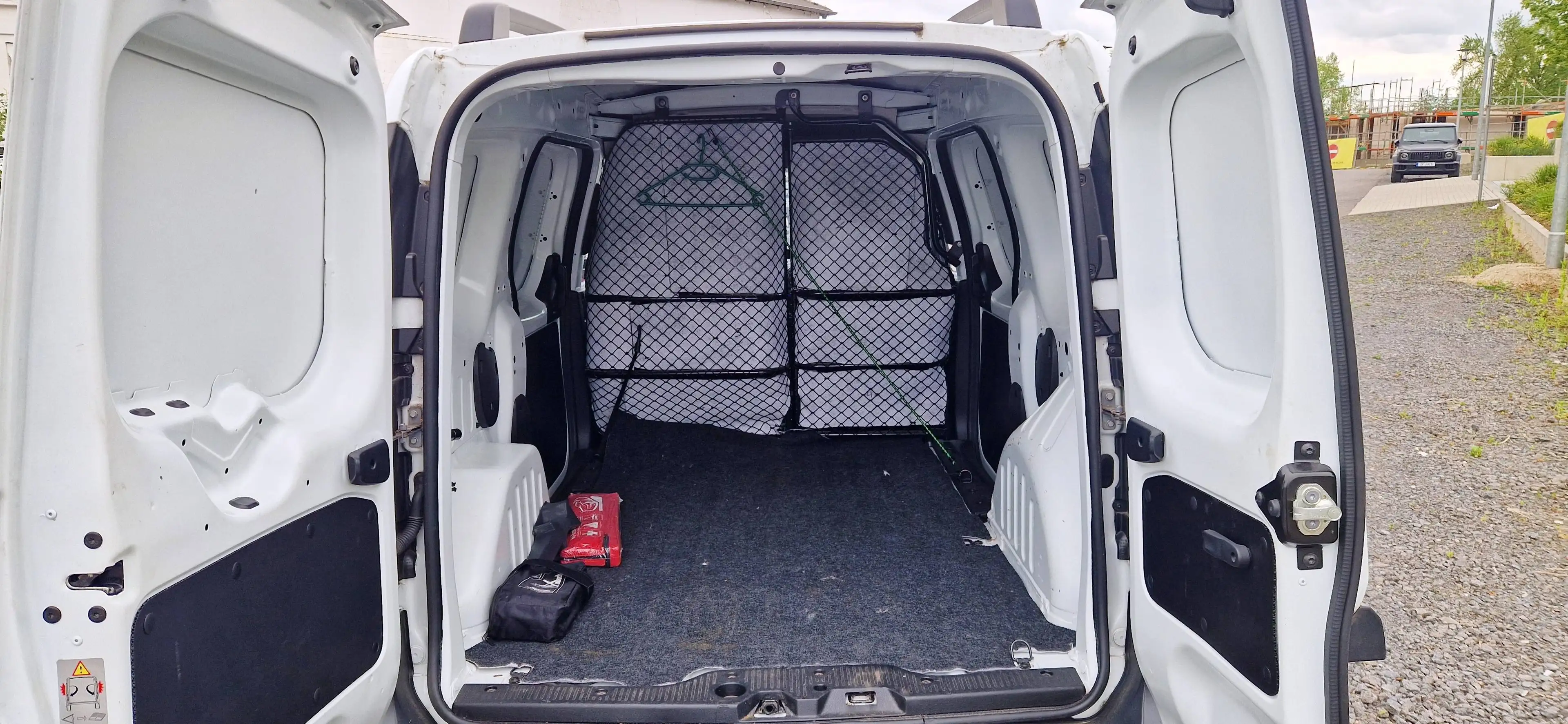 Dacia Dokker Comfort/2 Schiebetüren/Navi/PDC/Tempomat/Klima/Finanzierung ab 6,99%/ — photo 21