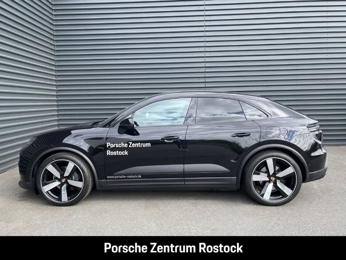 Porsche Macan BOSE Luftfederung Panoramadach InnoDrive Schwarz - 2