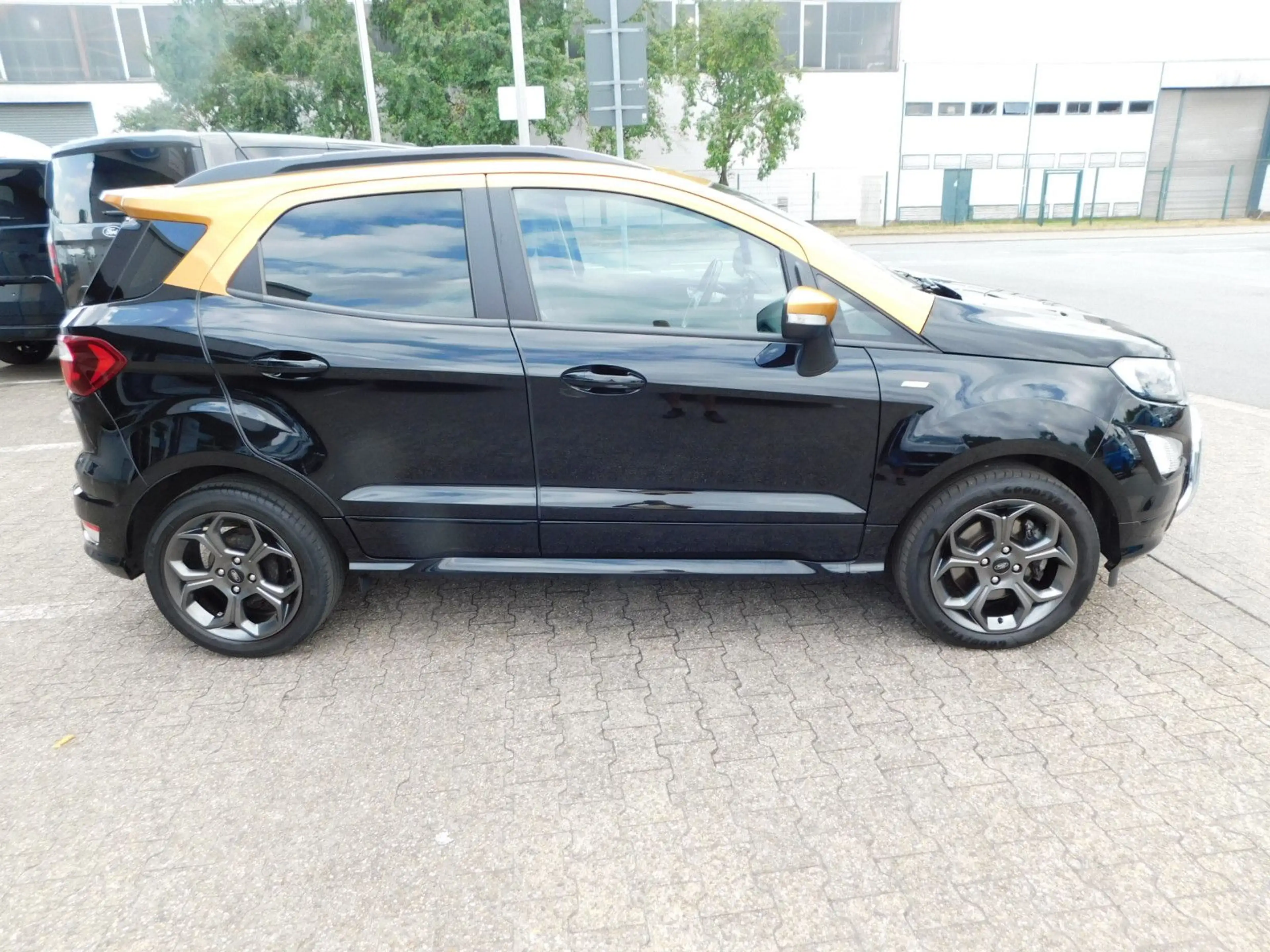 Ford EcoSport ST-Line — photo 4