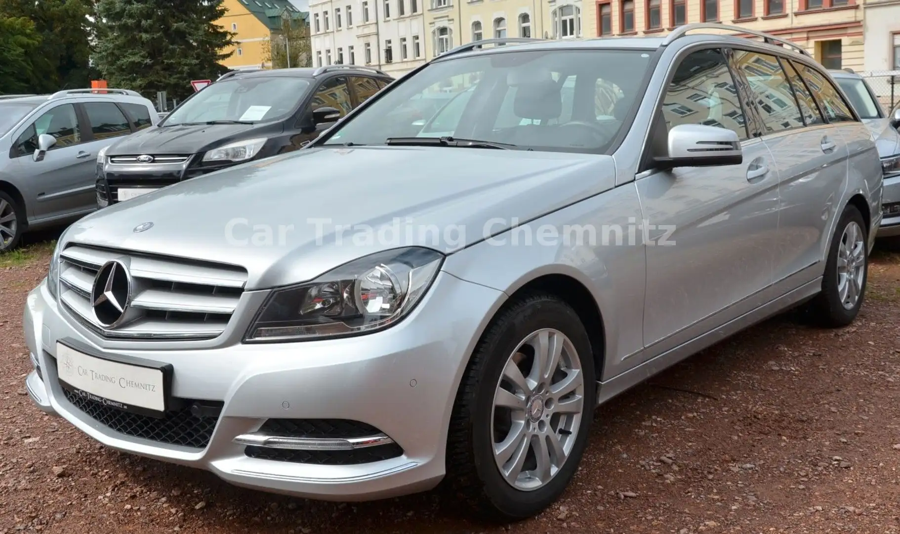 Mercedes-Benz C 180 T CGI BlueEfficiency Navi Sitzheizung Argent - 1