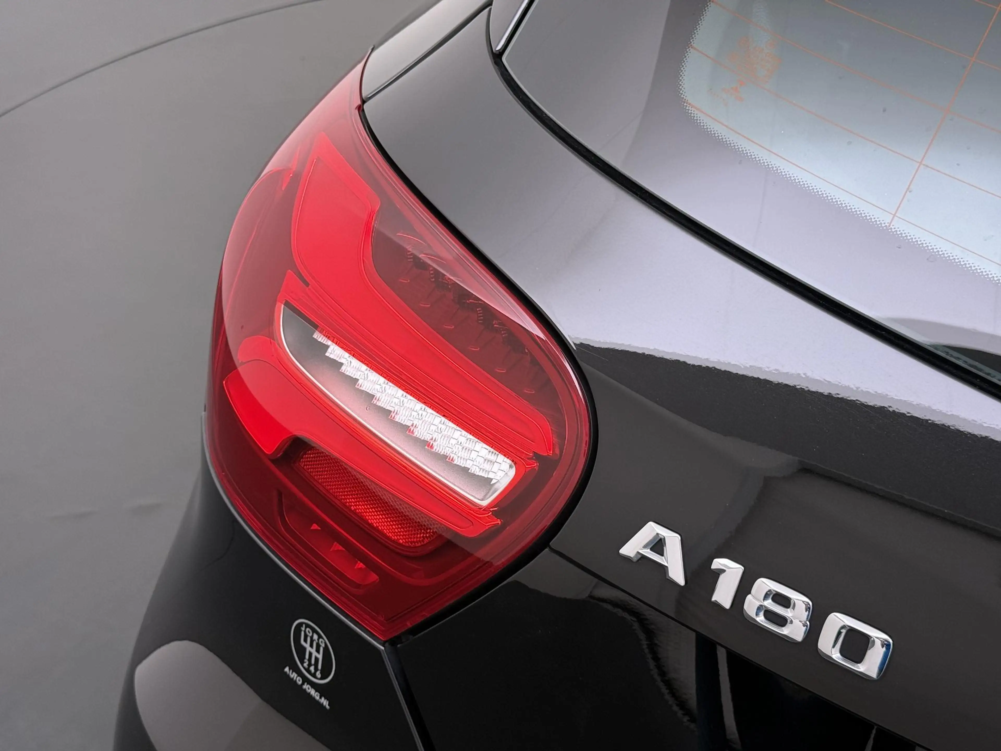 Mercedes-Benz A 180 Ambition AMG | NL Auto | Navigatie | Stoelverwarmi — photo 5