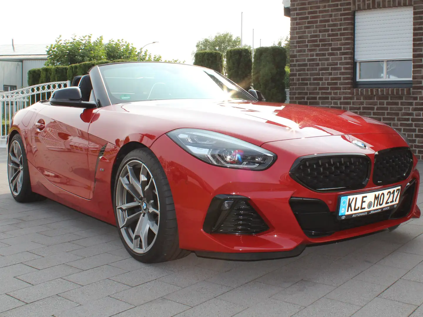 BMW Z4 M M40i Aut. ACC Head-Up, 19" Live Cockpit, Sitzheiz. Червоний - 1