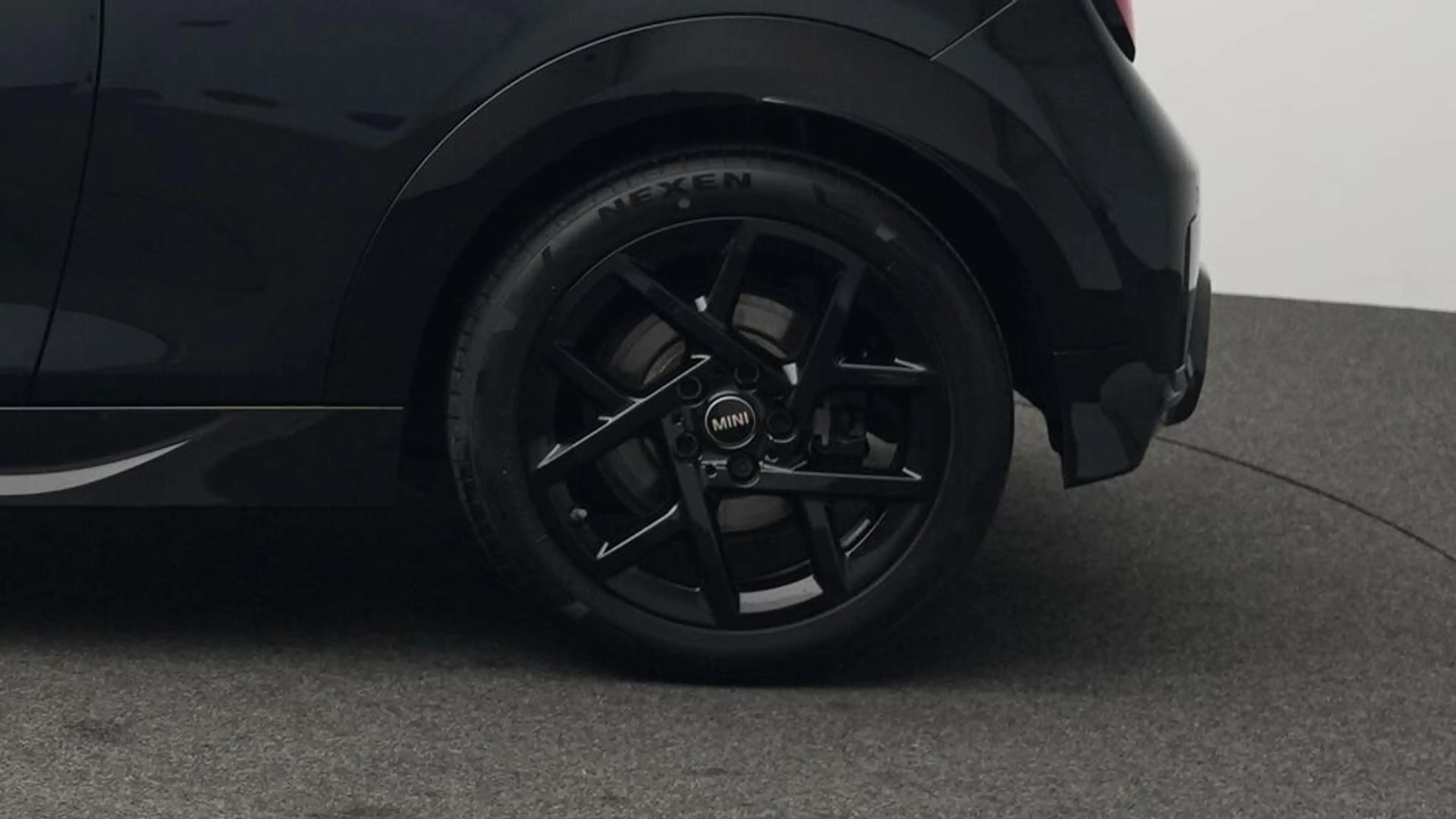 MINI Cooper S John Cooper Works Trim — photo 12