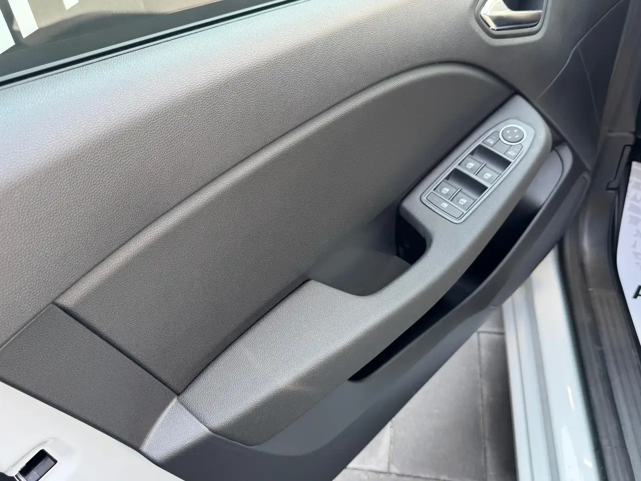 Renault Clio 1.0 TCE 74KW ECO-G EVOLUTION 21