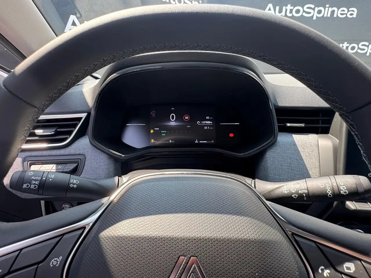 Renault Clio 1.0 TCE 74KW ECO-G EVOLUTION 9