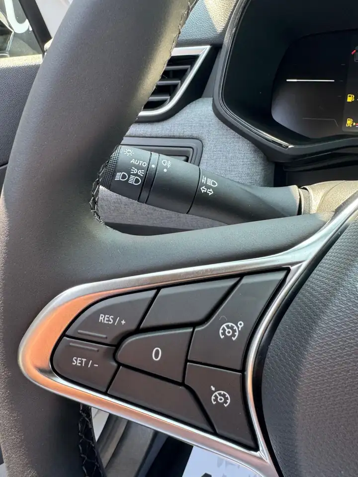 Renault Clio 1.0 TCE 74KW ECO-G EVOLUTION 17