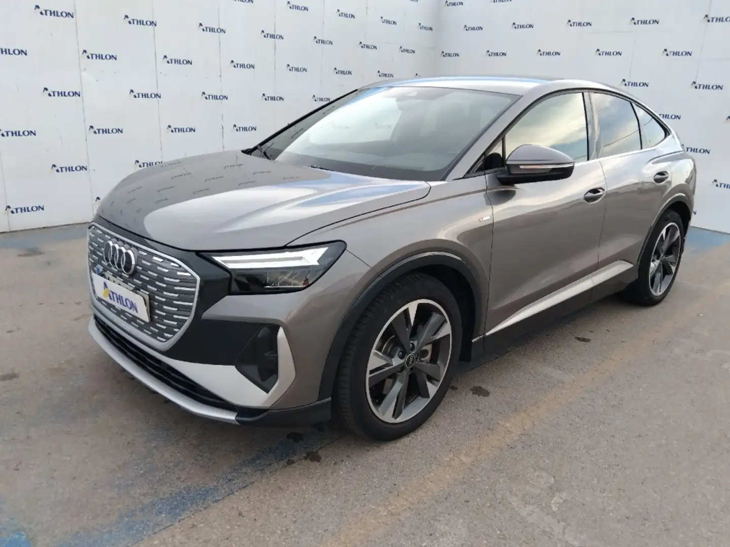 Audi Q4 e-tron 55 quattro S Line 250kW 82KWh Gris - 1