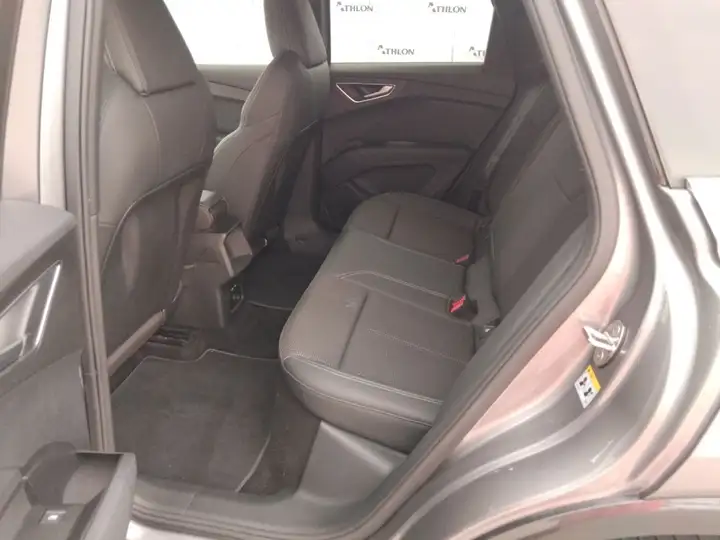 Audi Q4 2024, foto 5