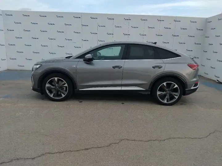 Audi Q4 2024, foto 2
