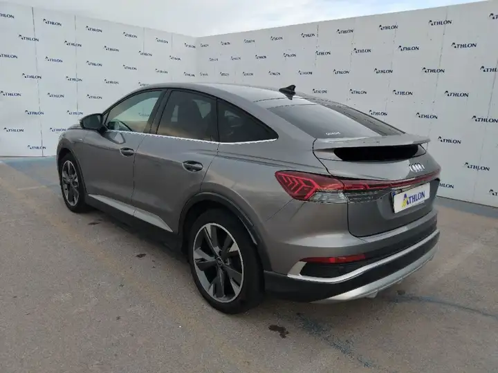 Audi Q4 2024, foto 3