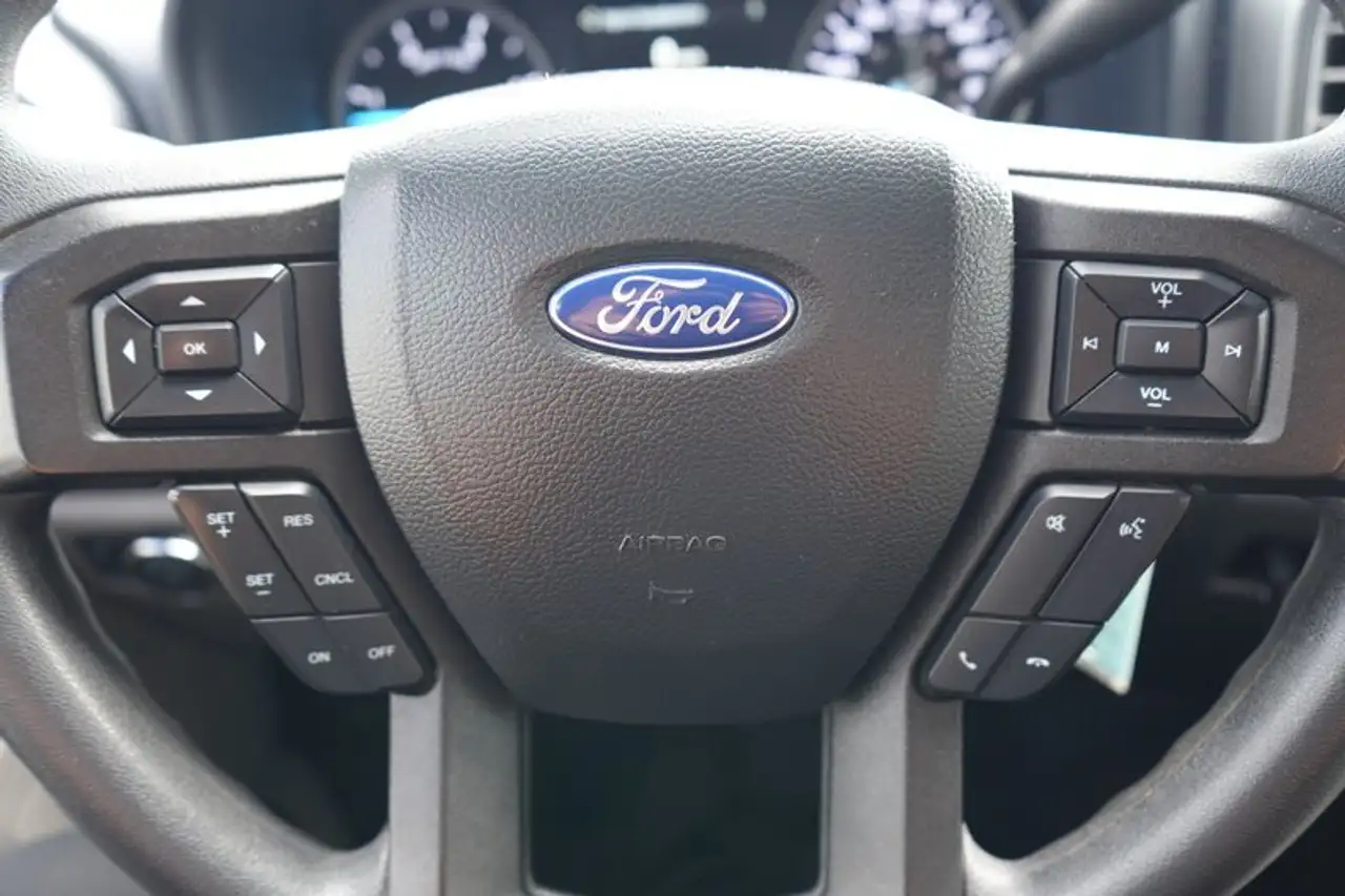 Ford F 350 снимка Ford F 350