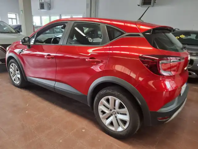 Renault Captur view 18