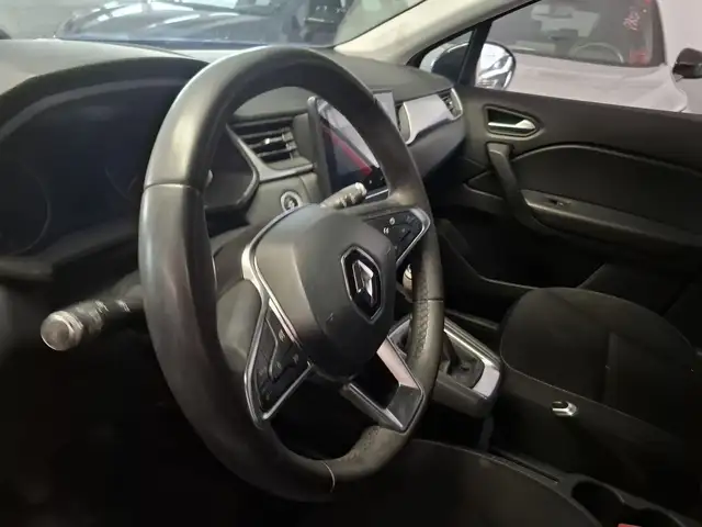 Renault Captur view 9