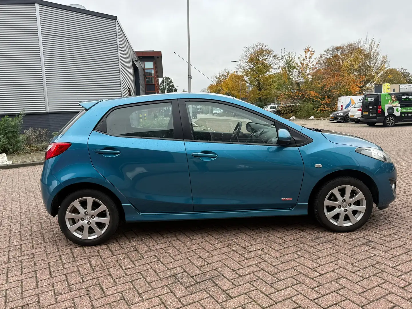 Mazda 2 1.3 BIFUEL GT-M Line Stoelverwarming LPG G3 Blauw - 2