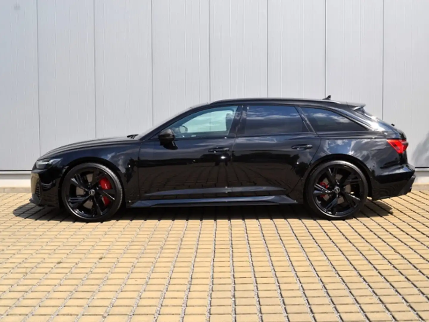 Audi RS6 Avant 4.0 TFSI VOLL/DYNAMIK-PLUS/KERAMIK/AHK/PANO Schwarz - 2