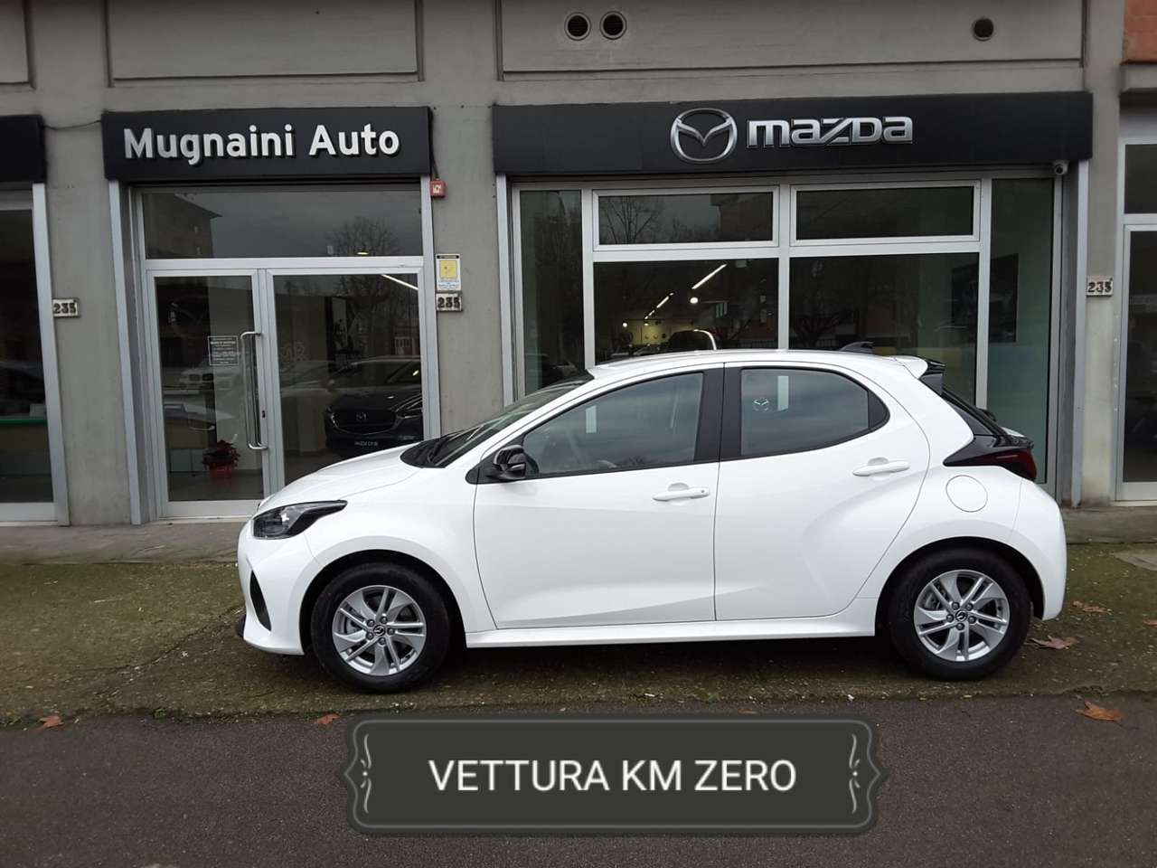 Mazda 2 Hybrid 1.5 VVT e-CVT Centre-Line *KM ZERO*