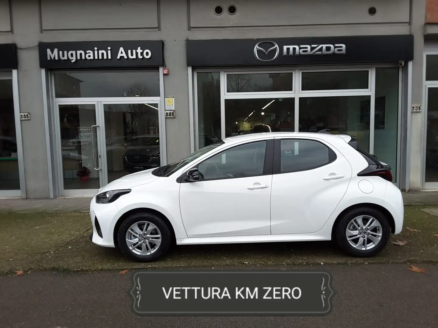 Mazda 2 Hybrid 1.5 VVT e-CVT Centre-Line *KM ZERO* Bianco - 1