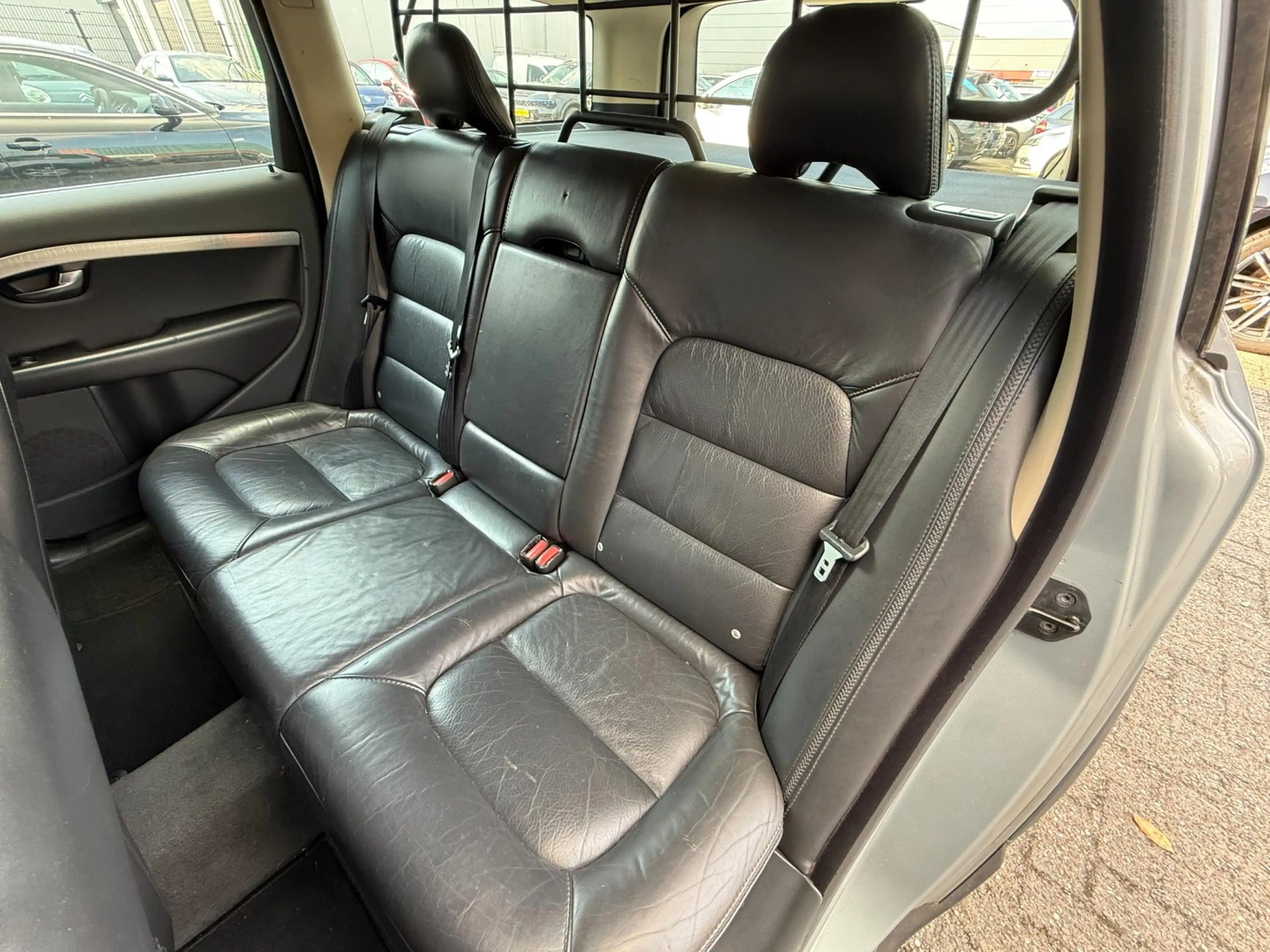 Volvo XC70 3.2 Momentum APK/NAP/NAVI/LEER/TREKHAAK — photo 13