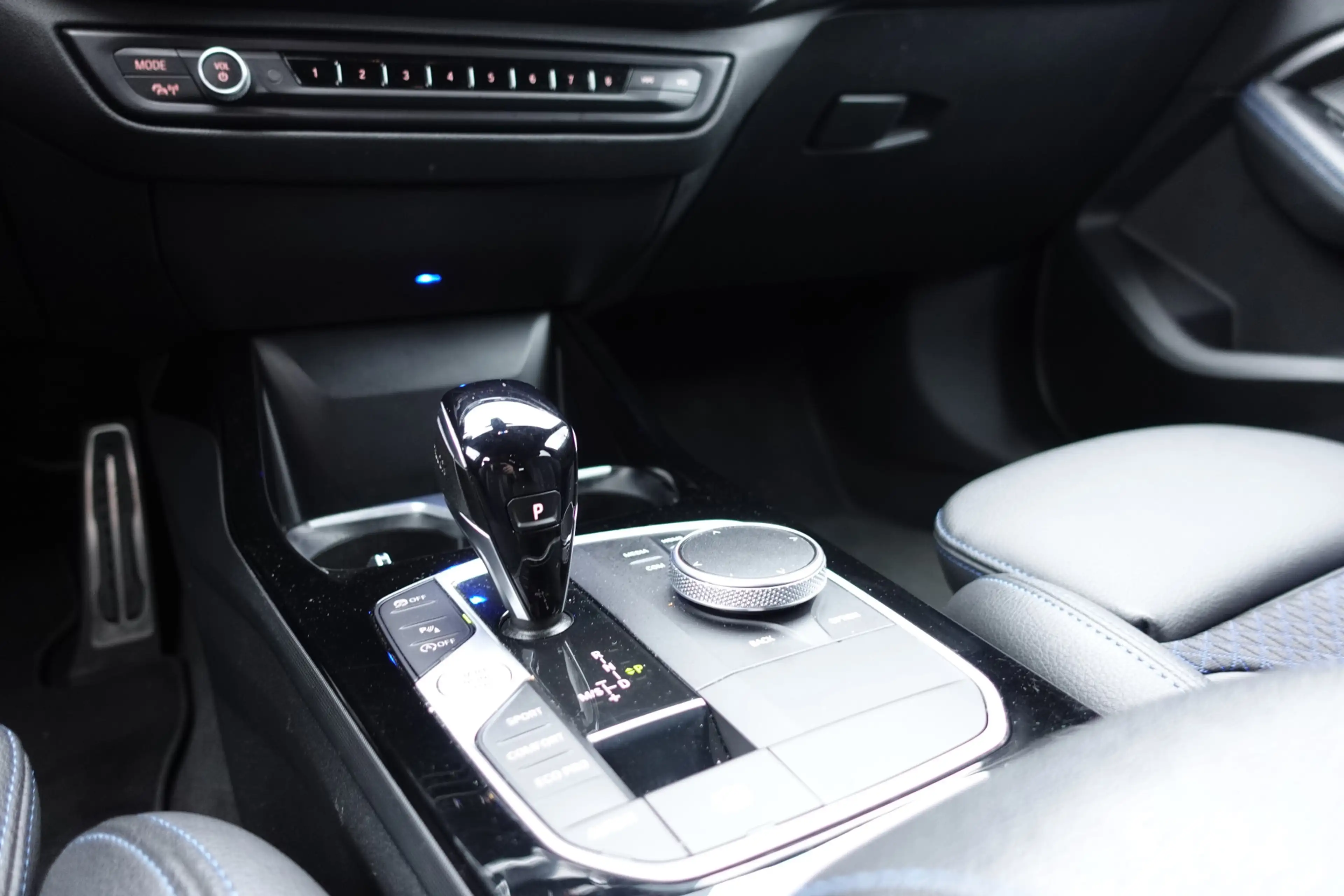 BMW 118 1-serie 118i Business Edition M sport | Camera | C — photo 28