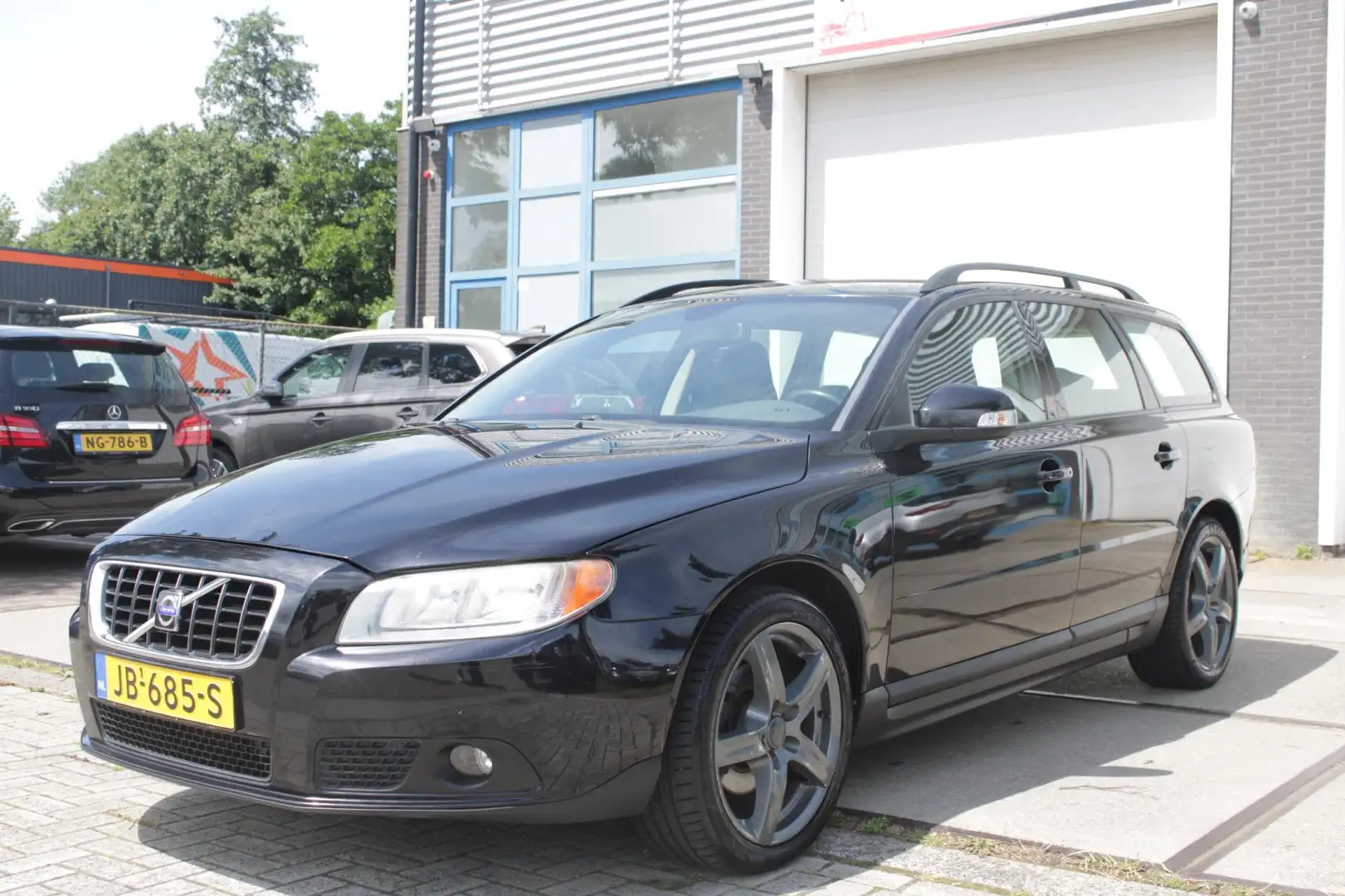 Volvo V70 2.0 | Airco | Elec ramen | Cruise Control Parkeer Nero - 1