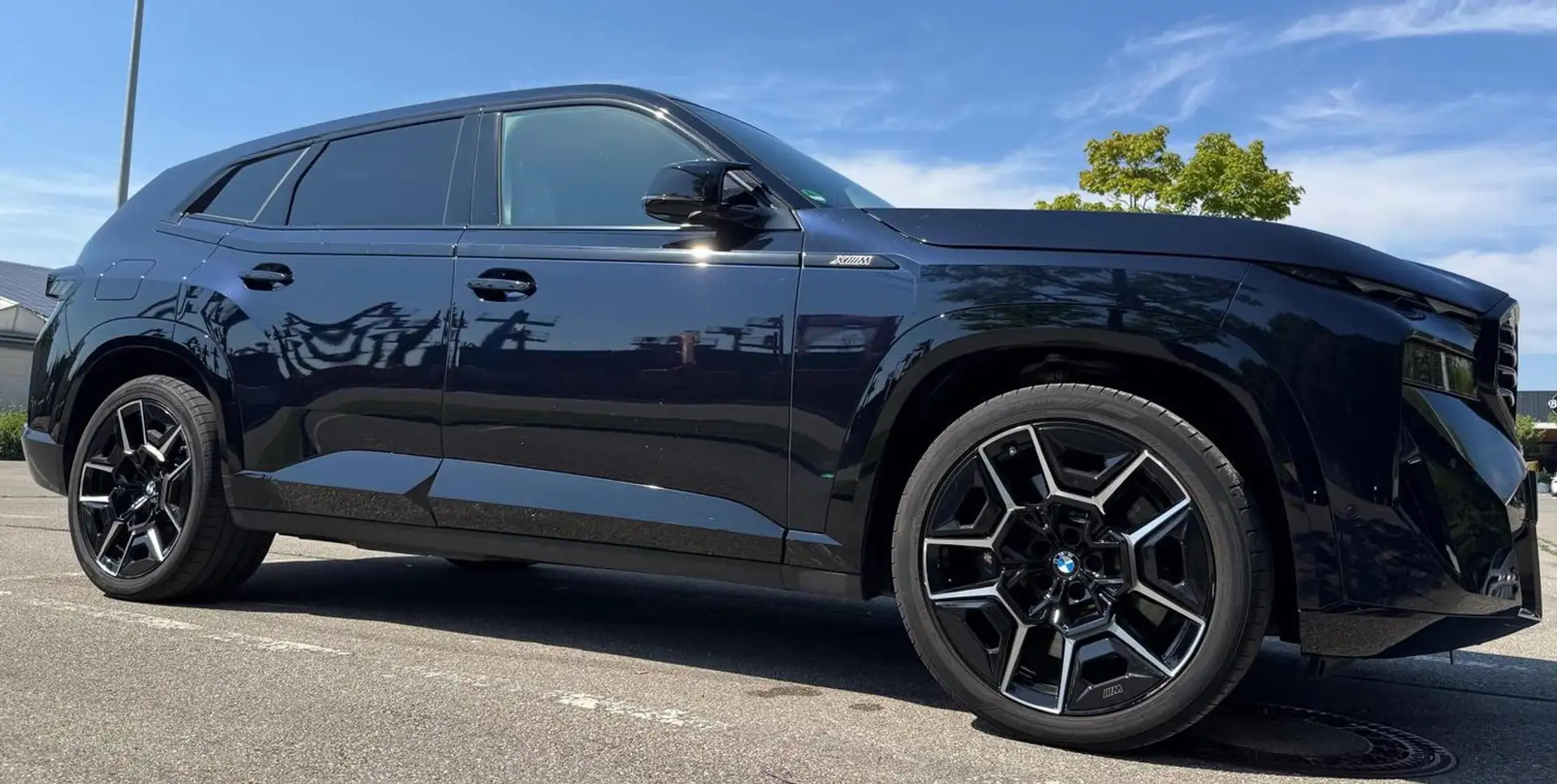 BMW XM 50 e *H&K/MASSAGE/SOFTCLOSE* Чёрный - 2
