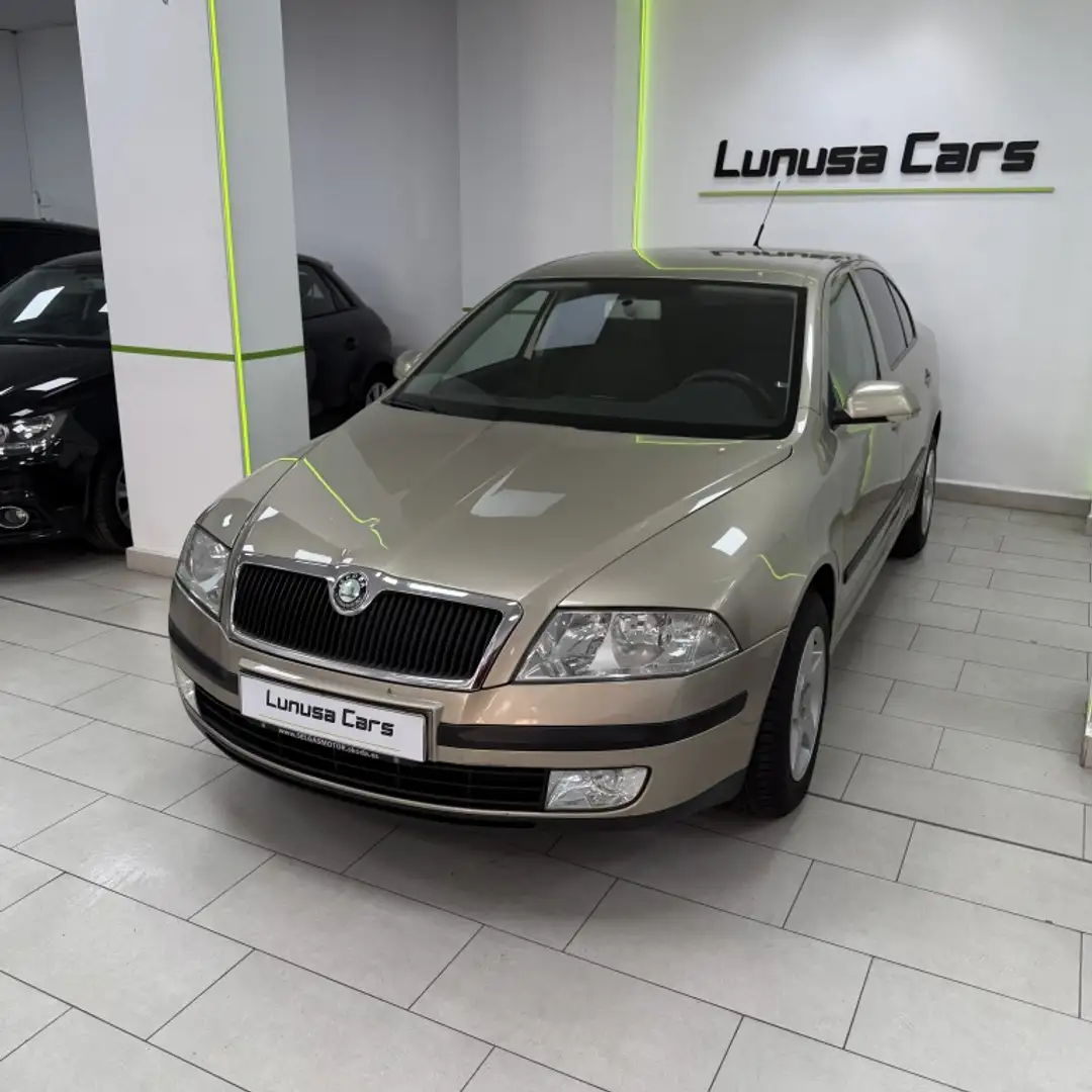 Skoda Octavia 1.9TDI Active 105 Blanco - 1