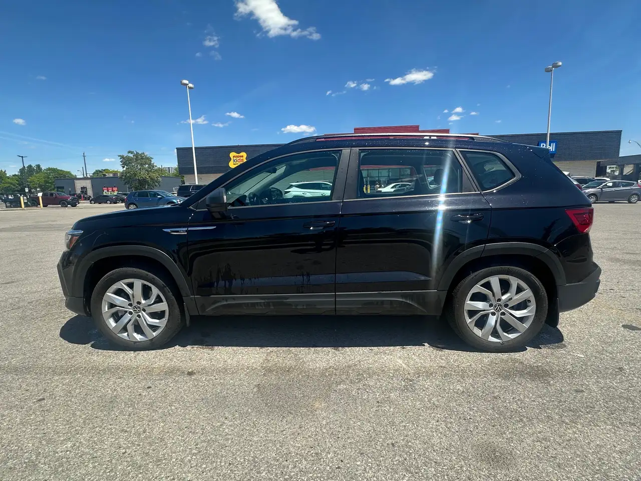 Volkswagen Taos снимка Volkswagen Taos