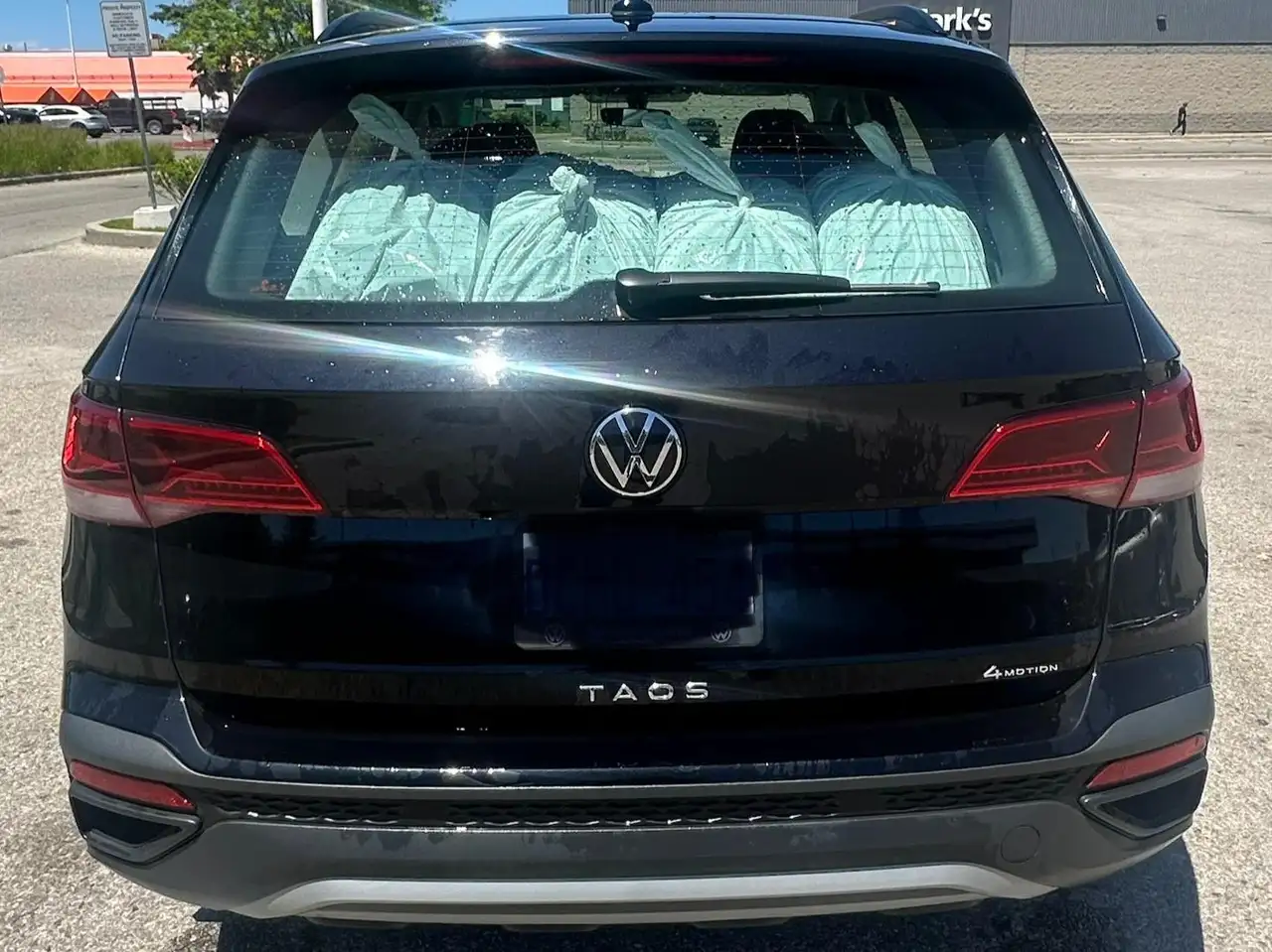 Volkswagen Taos снимка Volkswagen Taos