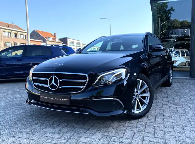 Mercedes-Benz E 200